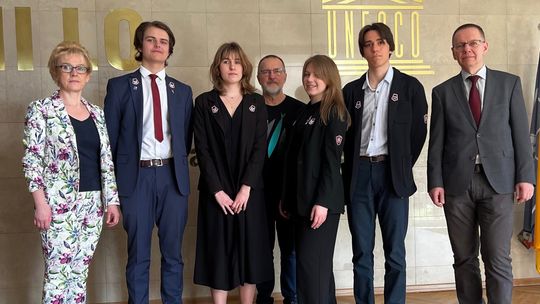 Uczniowie II LO finalistami olimpiady historycznej