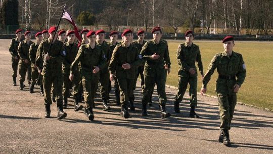 Uczniowie klasy wojskowej ZSP Nr 1 świętowali razem z kawalerzystami