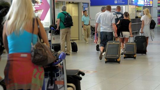 UFG: w 2021 z ofert biur podróży skorzystały blisko 4 mln osób