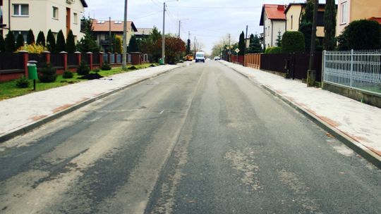 Ulica Cegielniana gotowa na Wszystkich Świętych