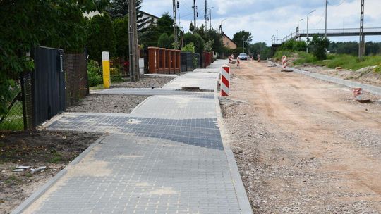 Ulica Kolejowa w Opocznie z wyraźnym postępem. Kluczowe roboty zbliżają się do finału