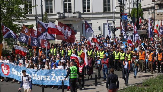 Ulicami stolicy przeszedł Narodowy Marsz Życia