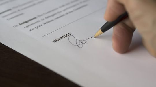 Umowa o pracę w Holandii – co powinieneś o niej wiedzieć?