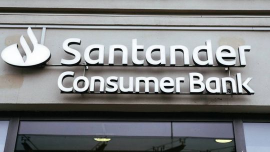 UOKiK nałożył ponad 44 mln zł kary na Santander Consumer Bank