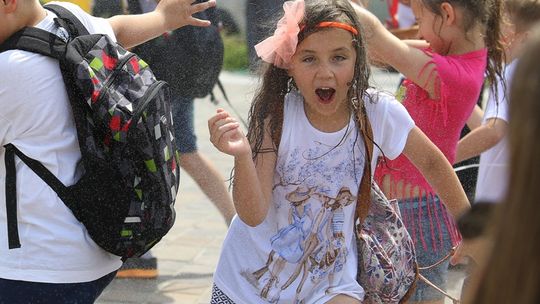 (Video/Foto) Bawili się w Centrum miasta