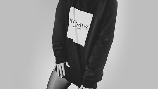 W jaki sposób nosić sportowe bluzy oversize?