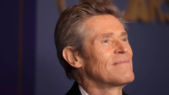 W kinach: "Biedne istoty". Willem Dafoe: w filmach Lanthimosa aktorzy są jak szczęśliwa rodzina