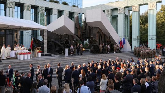 W przeddzień 80. rocznicy wybuchu Powstania Warszawskiego uczczono pamięć zrywu