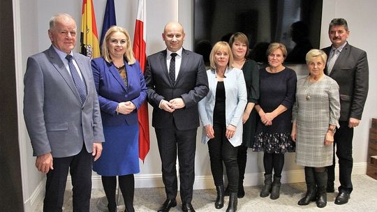 W Tomaszowie Mazowieckim powstanie drugie Centrum Usług Społecznych dla seniorów ‒ porozumienie podpisane