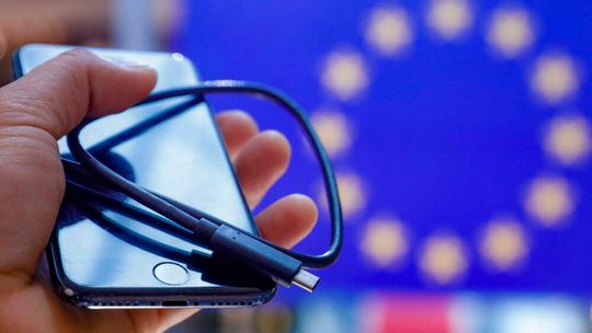W Unii zaczęła obowiązywać wspólna ładowarka do sprzętów elektronicznych