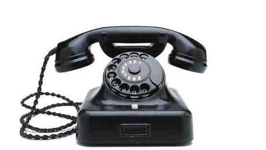 Wakacje 2012: ostrożnie z telefonem
