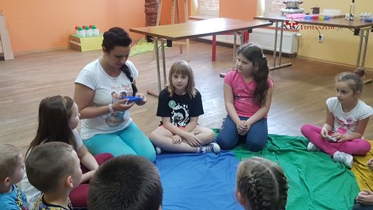 Warsztaty plastyczne "Mydełko dla mamy"