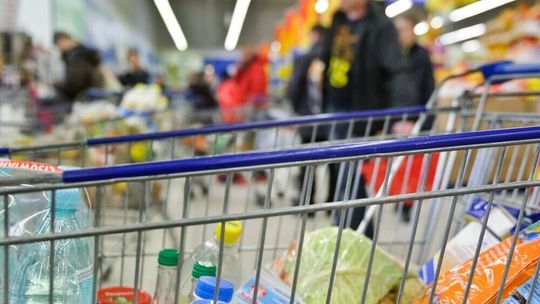 We wrześniu średnia cena koszyka zakupowego wzrosła o ok. 25 zł