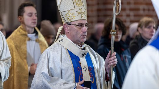 We wszystkich parafiach w Polsce zostanie dziś odprawiona msza za Benedykta XVI