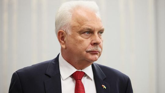 Wiceminister Kraska: w Polsce stwierdzono dwa przypadki nowego subwariantu omikronu