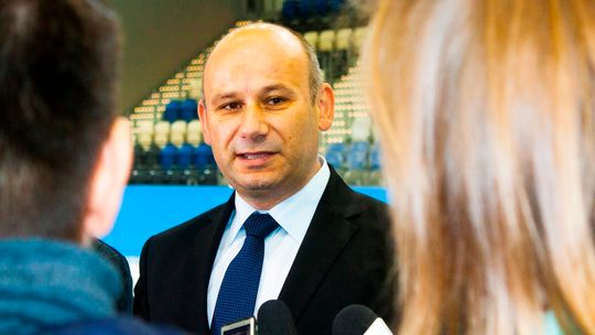 Wideo z wnętrza Areny Lodowej