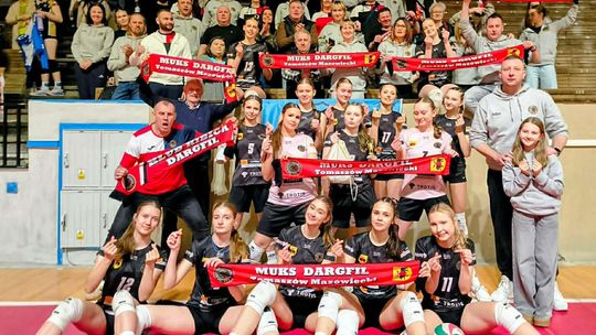 Wielki sukces młodych siatkarek z Tomaszowa Mazowieckiego. Są wśród najlepszych w Polsce