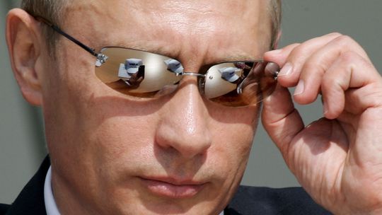 Władimir Putin - nowy car Rosji?