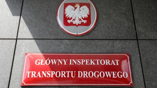 Wprowadzono ograniczenia w ruchu pojazdów ciężarowych przez weekend