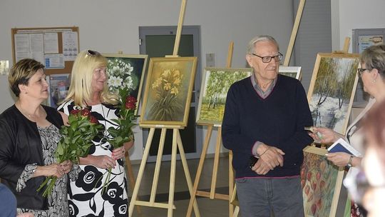 Wystawa - wiosenny salon prac plastycznych
