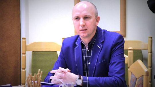 Z edukacji do ubezpieczeń społecznych