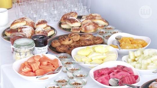 Z manierami na bakier, czyli Polak przy stole