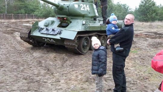 Z „Rudym” i „Diabłem Nagórzyckim”  -  Wielka Orkiestra w skansenie i grotach