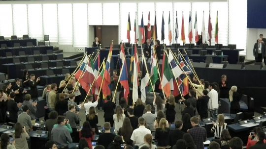 Z Tomaszowa do Brukseli i Strasburga