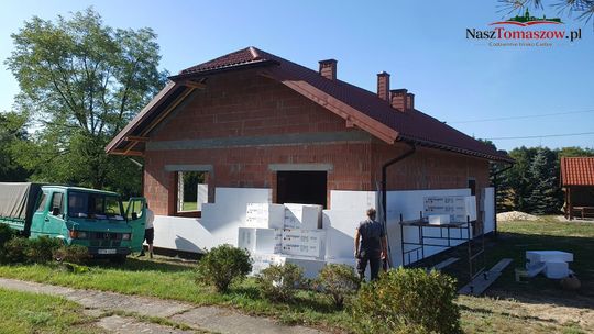Żądłowice z kolejnym etapem budowy świetlicy. Gmina podpisała umowę