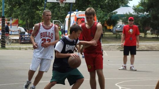 Zagrajmy razem - na sportowo