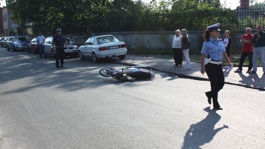 Zahaczył motorower