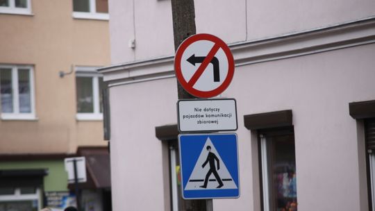 Zakaz skrętu w lewo? Żaden problem