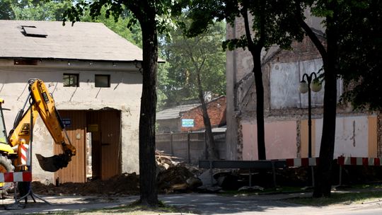 Zbudują ale najpierw burzą
