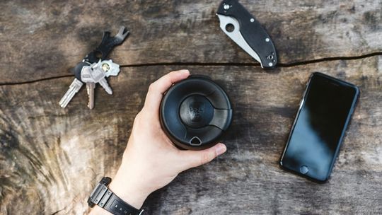 Zestawy EDC do wykorzystania w domu i plenerze – co trzeba o nich wiedzieć?
