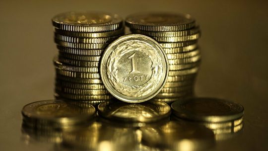 Złoty w piątek bez zmian; kurs euro na poziomie 4,63 zł