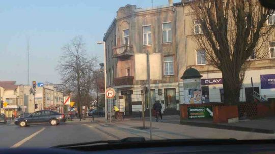 Znak drogowy a służby miejskie