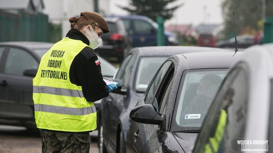 Żołnierze i terytorialsi walczą z pandemią także w Tomaszowie 