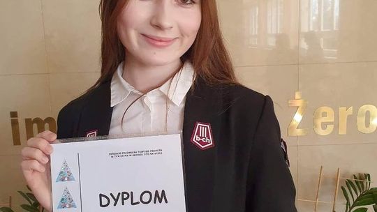 Zuzanna Jasińska z II LO finalistką olimpiady o żywieniu