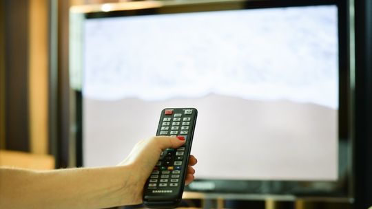Związek Cyfrowa Polska: połowa Polaków nie wie o zmianie ws. odbioru naziemnej telewizji cyfrowej