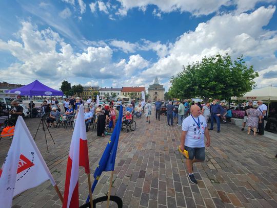 O Konstytucji i wyborach na Placu Kościuszki