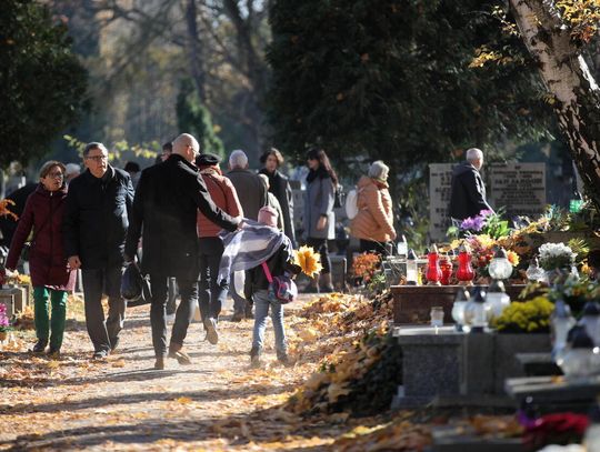 1 listopada w Kościele obchodzona jest uroczystość Wszystkich Świętych