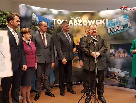 7 milionów 328 tysięcy złotych  dofinansowania na inwestycje drogowe