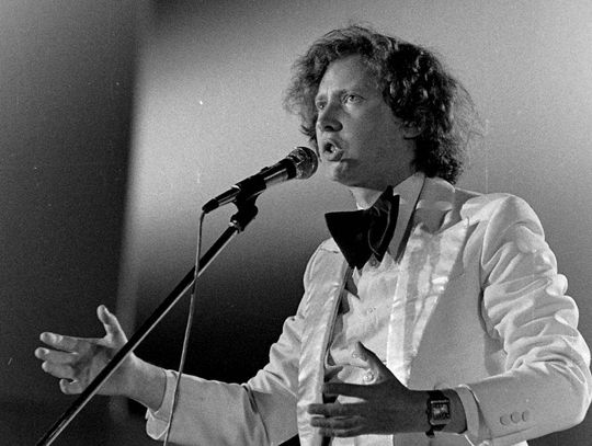 80 lat temu urodził się Marek Grechuta, piosenkarz, poeta i kompozytor 80 lat temu urodził się Marek Grechuta, piosenkarz, poeta i kompozytor