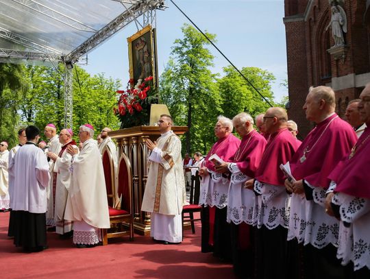 Abp Galbas: Kościołowi byłoby łatwiej, gdyby w paru miejscach odpuścił, ale czy byłby nadal Kościołem Chrystusa