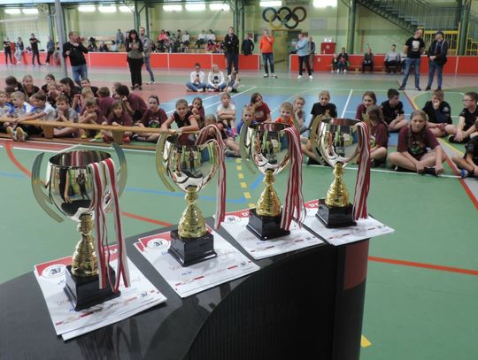 "Aktywni jak dawniej" czyli XVI edycja siatkarskiego turnieju JOKERY rozstrzygnięta.