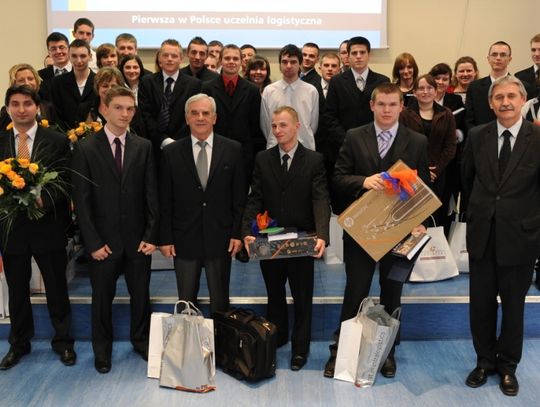 Aleksander Krawczyk z ZSP nr 3 w II etapie Ogólnopolskiej Olimpiady Logistycznej