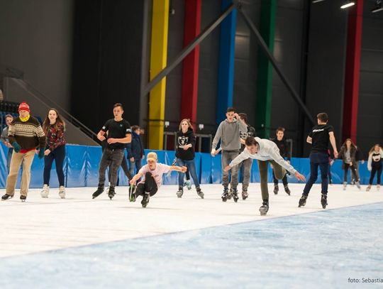 Arena Lodowa. Ślizgawka czynna w Sylwestra i Nowy Rok