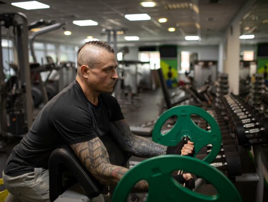 ARM BLASTER, czyli jak ćwiczyć biceps w domu skuteczniej?