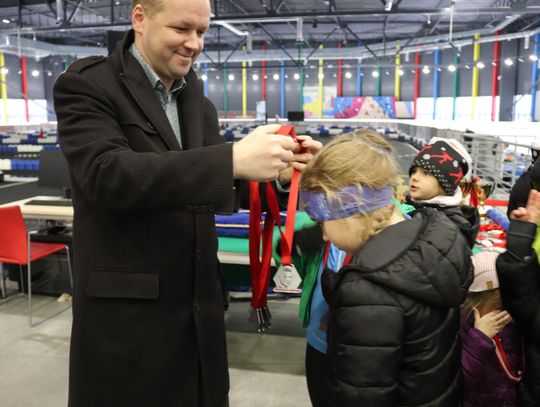 Blisko 150 młodych panczenistów w Arenie Lodowe Blisko 150 młodych panczenistów w Arenie Lodowe