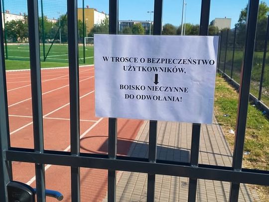 Boisko zamknięte przez wandali. Czeka na naprawę